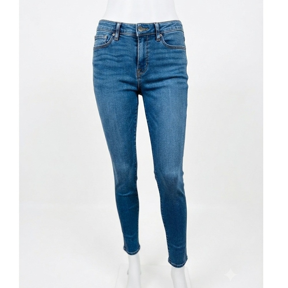 Universal Thread Womens Mid-Rise Skinny Jeans Medium Wash Blue Size 6/28S